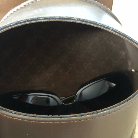 Authentic Gucci sunglasses in GG 3099/S V08DB! - Picture 6 of 7